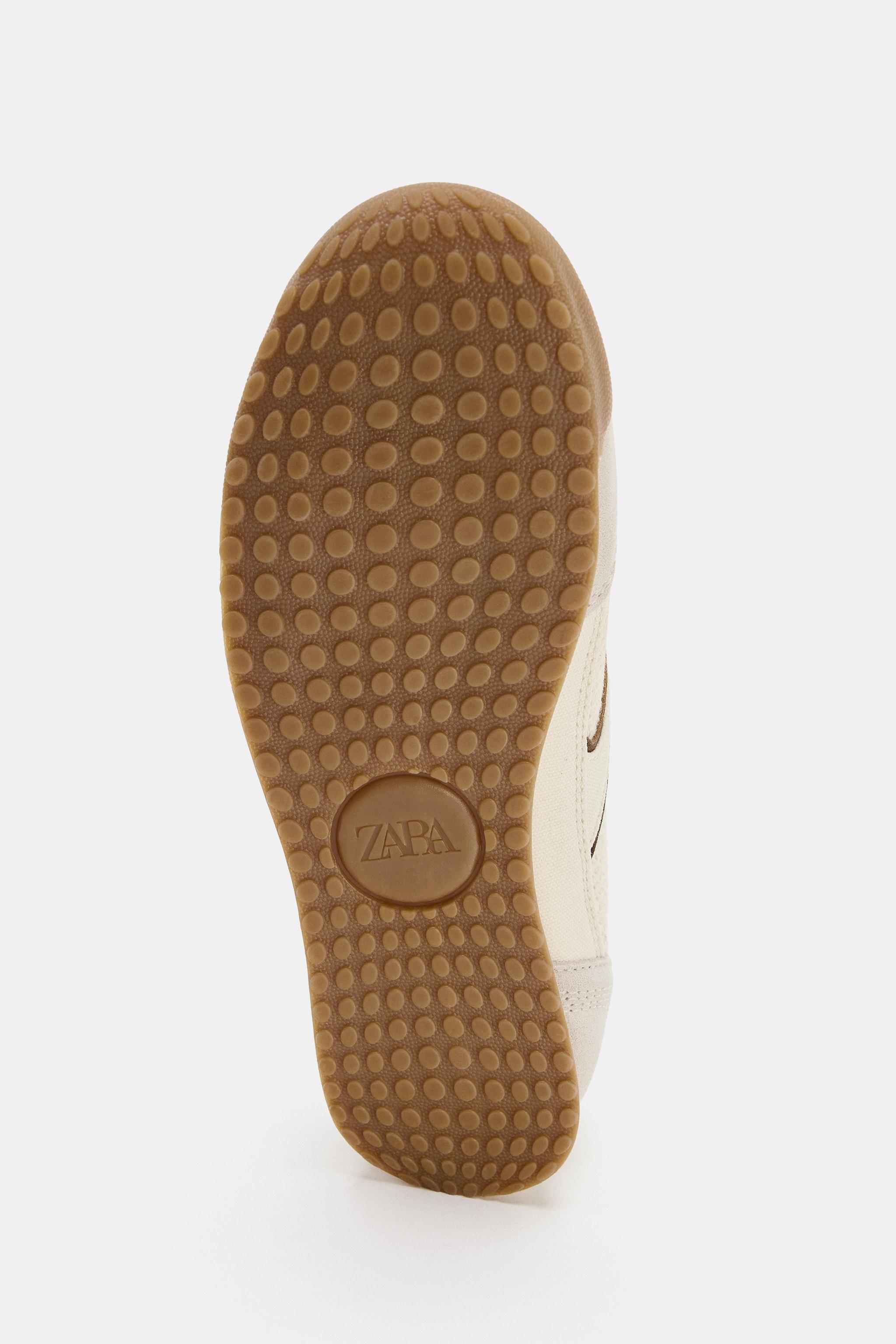 MESH RUNNING SNEAKERS